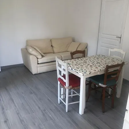 A Casa Nostra Ajaccio (Corsica)